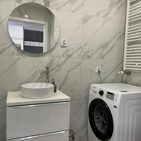 Premium With Private Parking Near Center Apartment Katowice