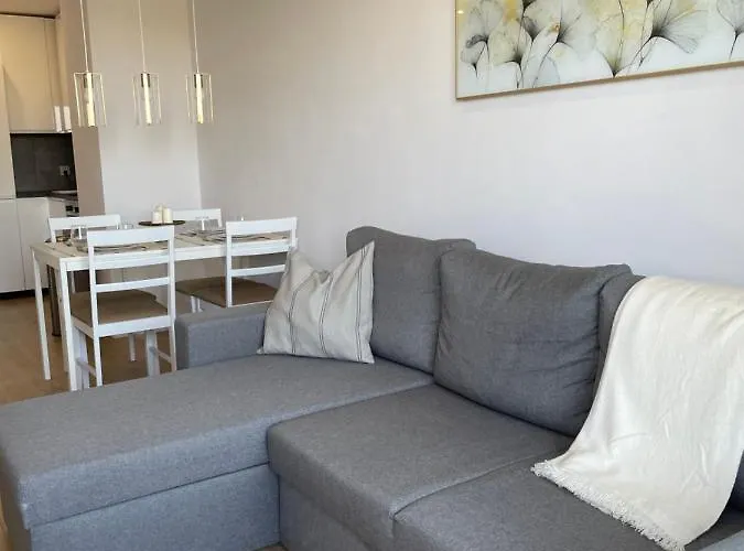 Premium With Private Parking Near Center Appartement