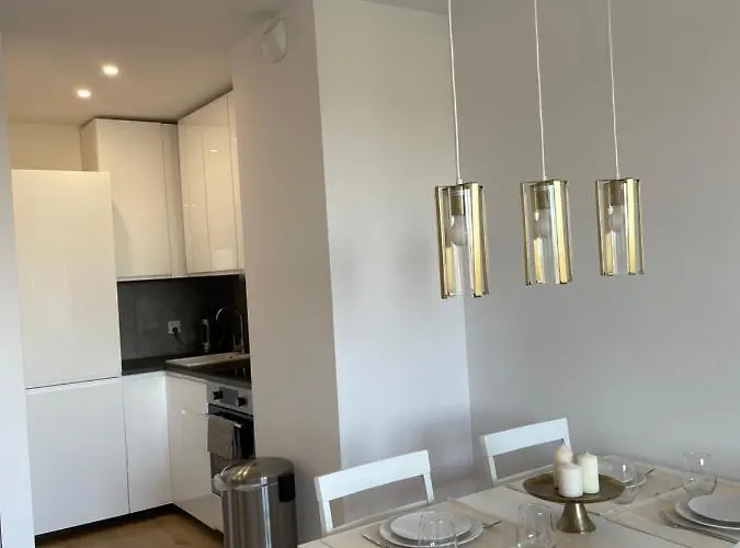 Premium With Private Parking Near Center Katowice